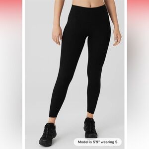 ALO High Waist 7/8 Legging Size Small
